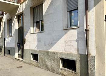 Bilocale ristrutturato in posizione strategica
